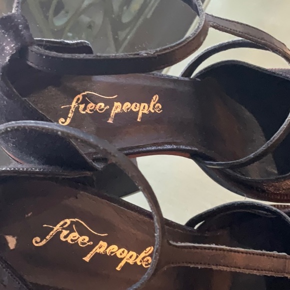 FREE PEOPLE WYTHE PLATFORM SHOES SIZE: 38 (8 US) - Picture 5 of 7